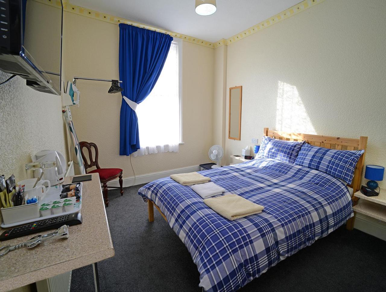 Lynmoore Guest House — Photos 3